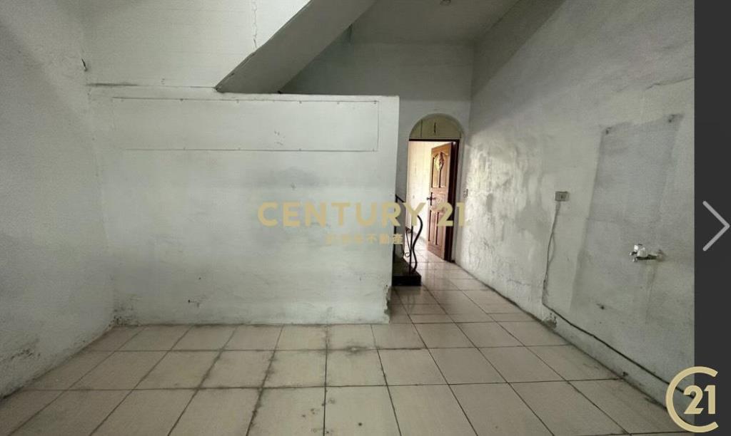 豐田20米路旁店住