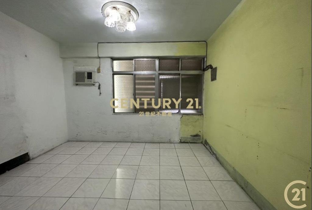 豐田20米路旁店住