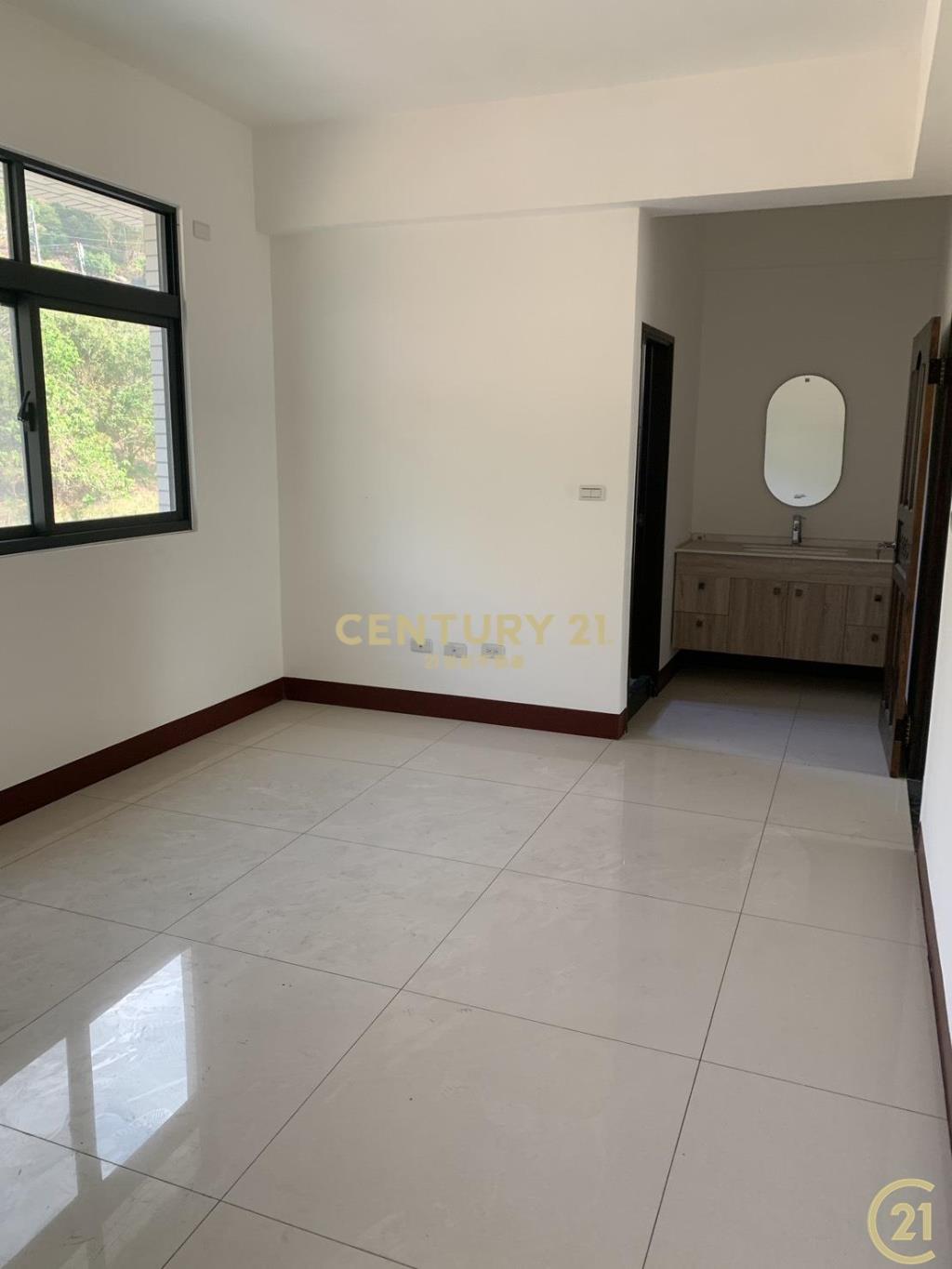 南橫旁鄰甲仙國中全新雙併別墅A