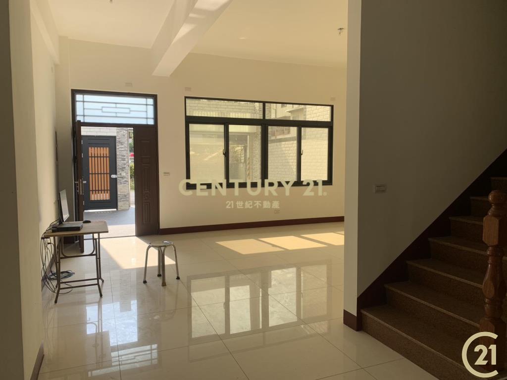 南橫旁鄰甲仙國中全新雙併別墅B