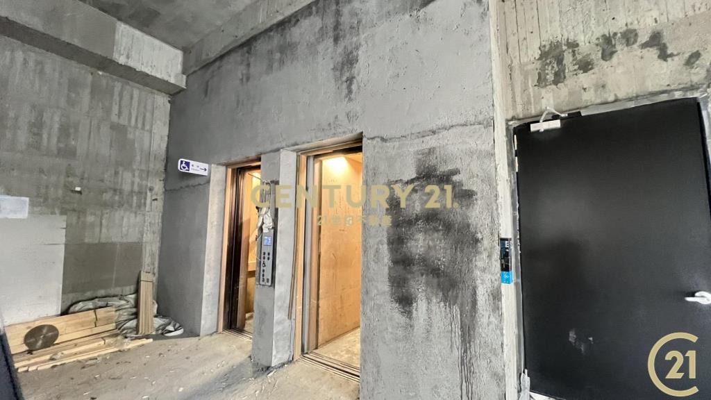 蛋黃區市中心3房全新大樓4樓A