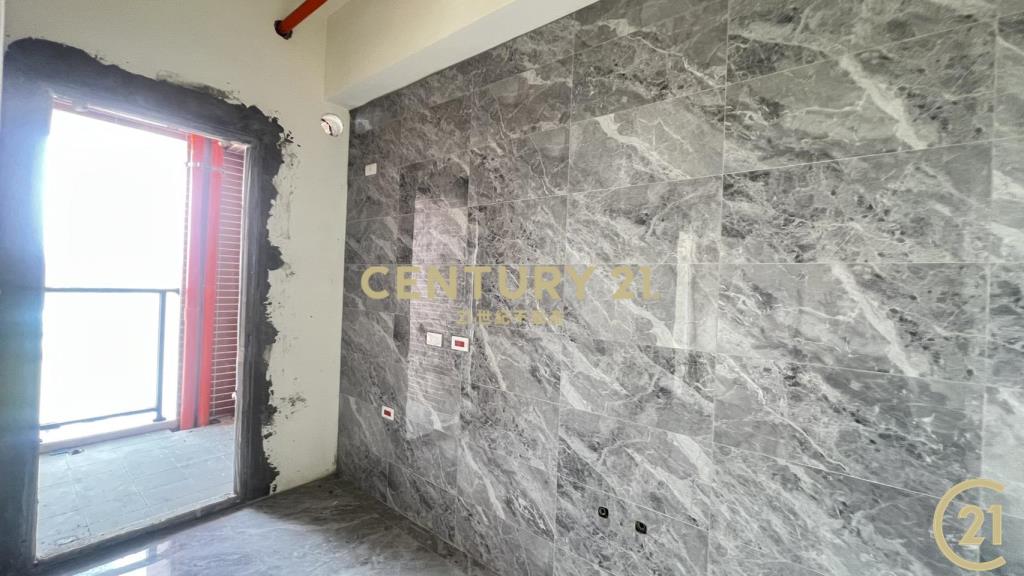 蛋黃區市中心3房全新大樓7樓A