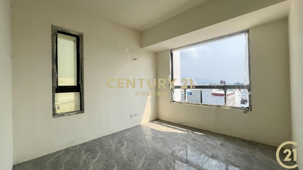 蛋黃區市中心3房全新大樓2樓A