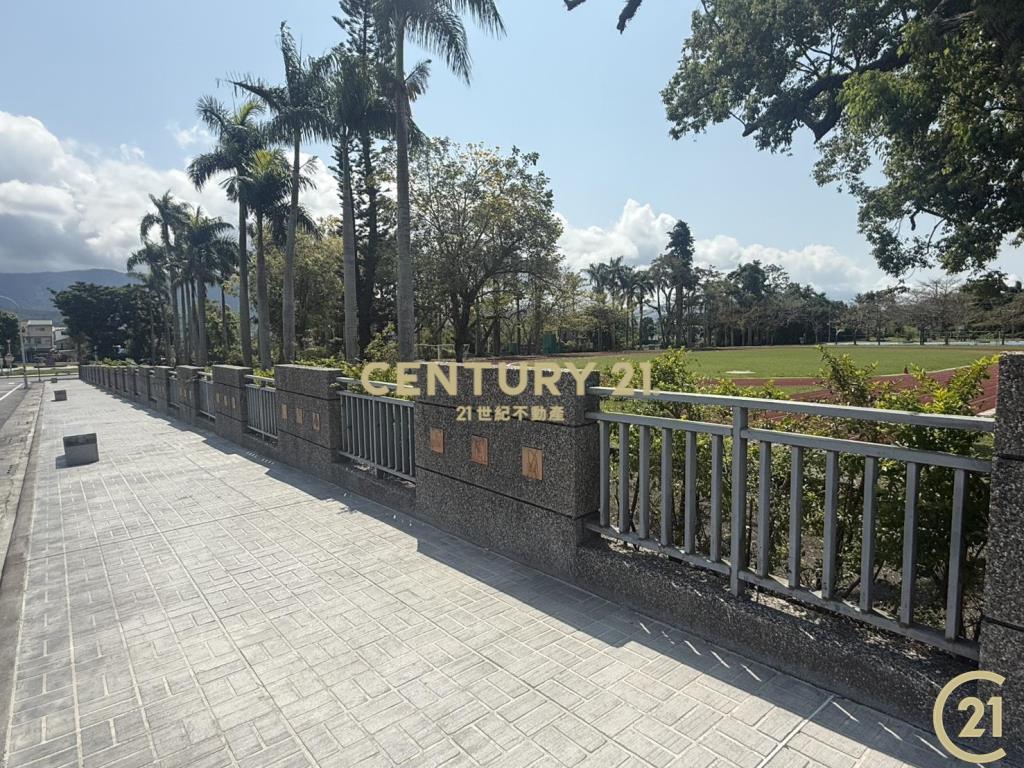 關山小鎮環境優美透天