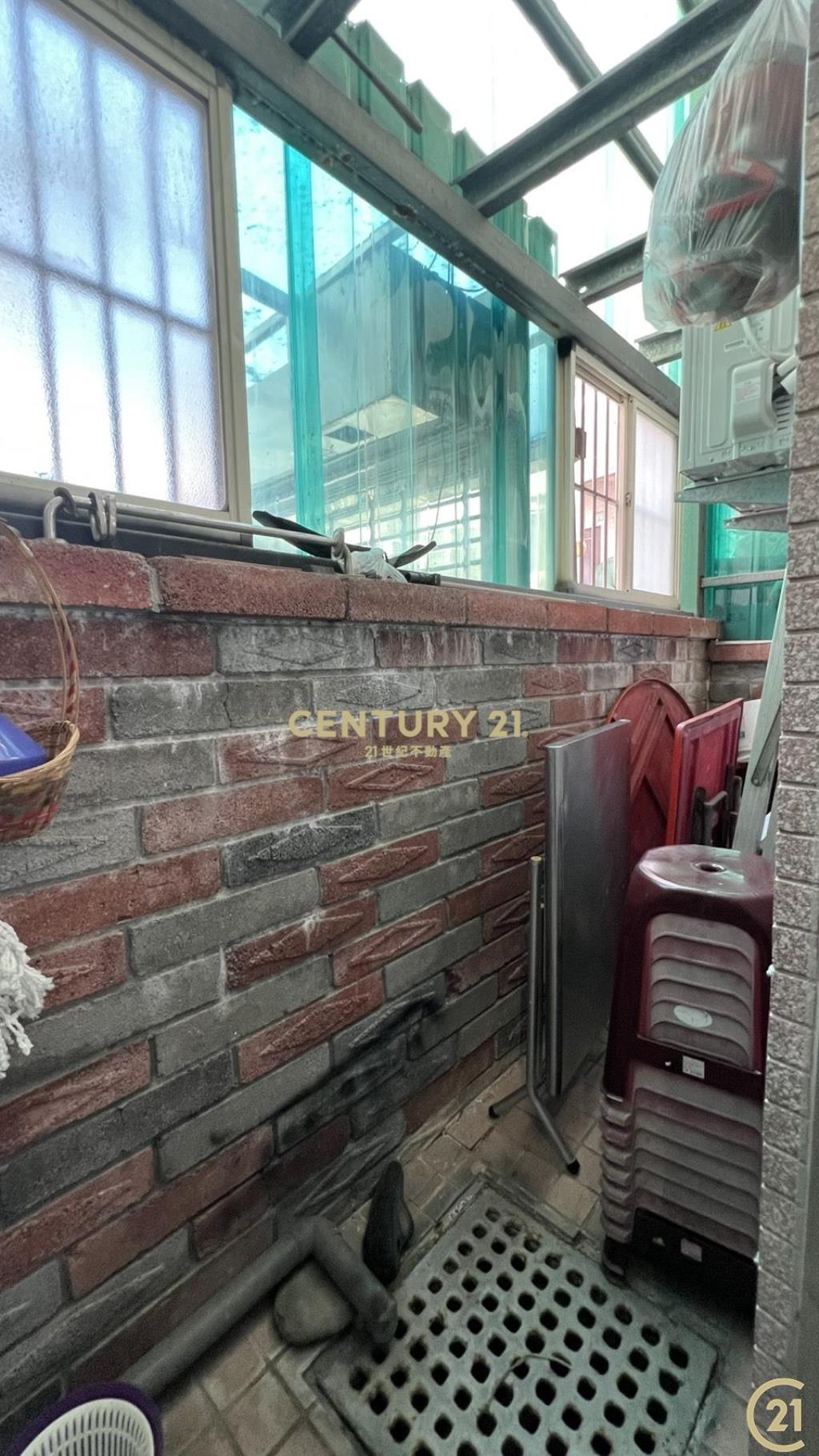 近均一店住