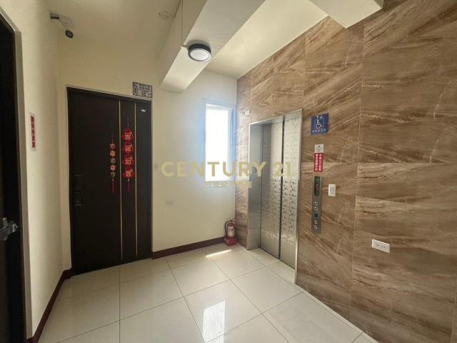 5年溫馨華廈平車位