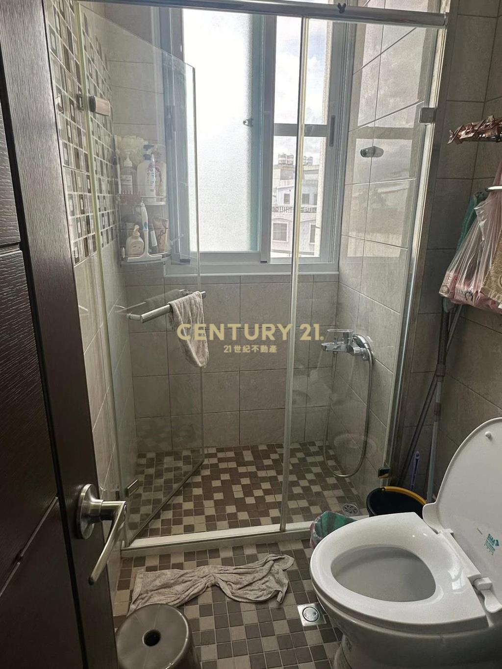 5年溫馨華廈平車位