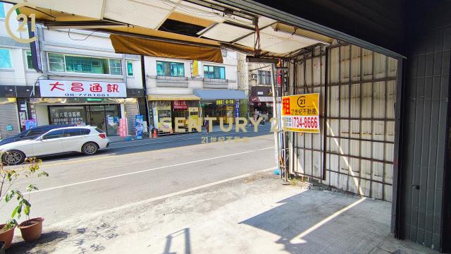 內埔市區金店面