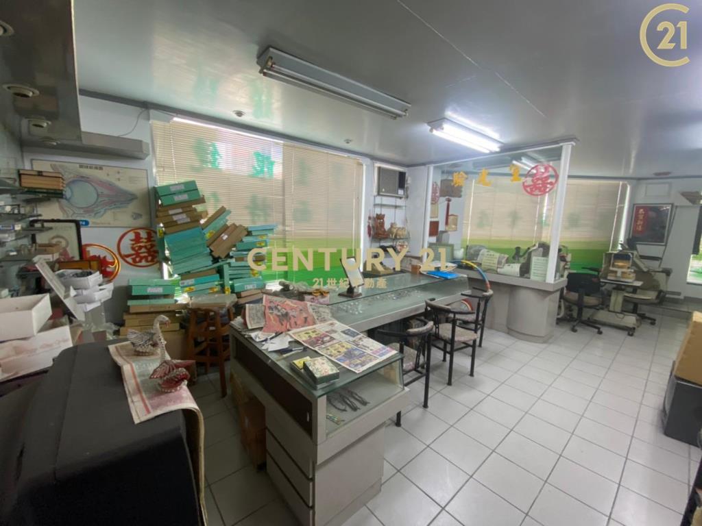 市中心三角窗商業區店住-店06