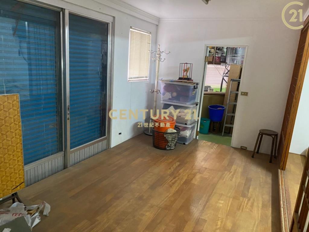 市中心三角窗商業區店住-店06