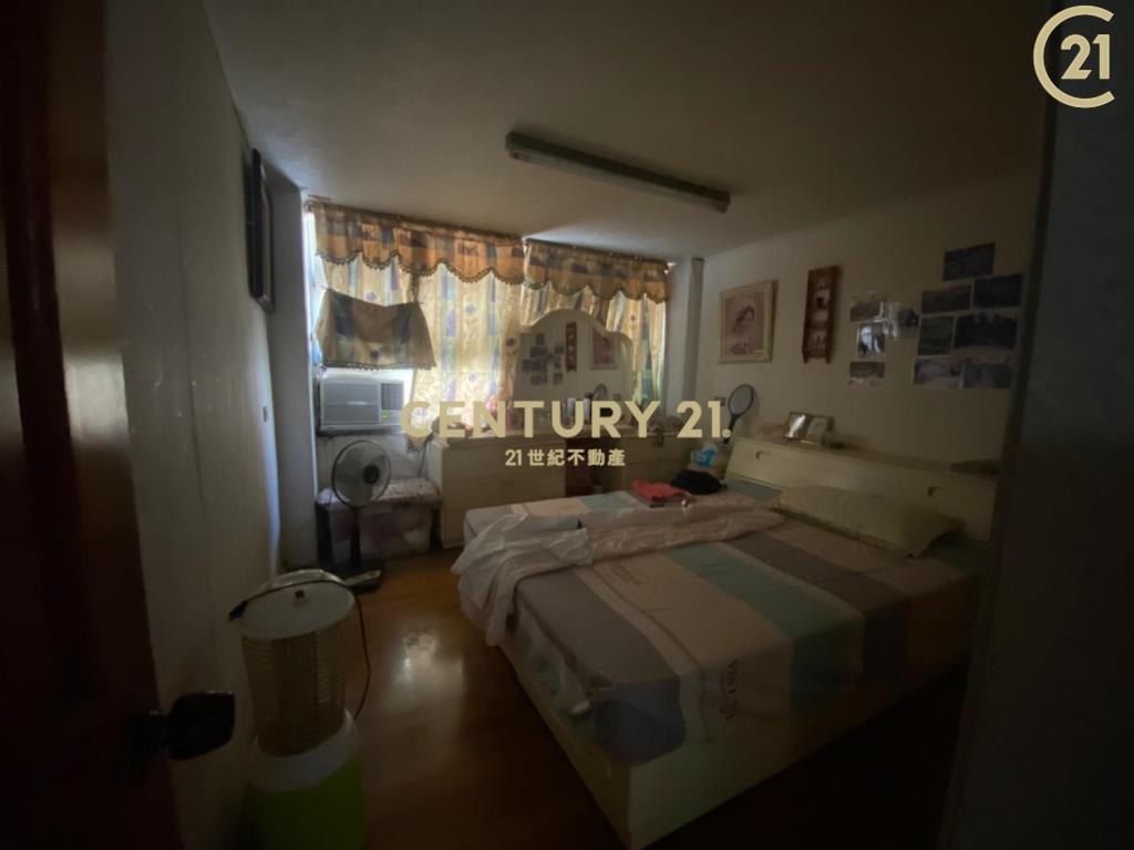 市中心三角窗商業區店住-店06