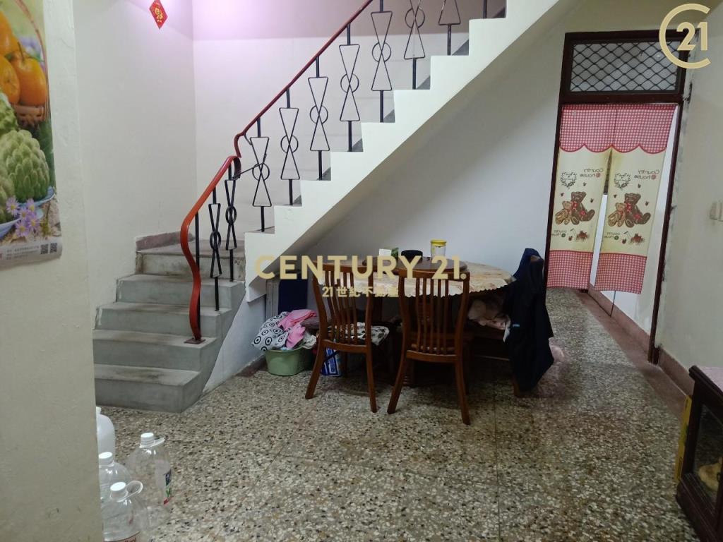 市區溫馨透天-透26