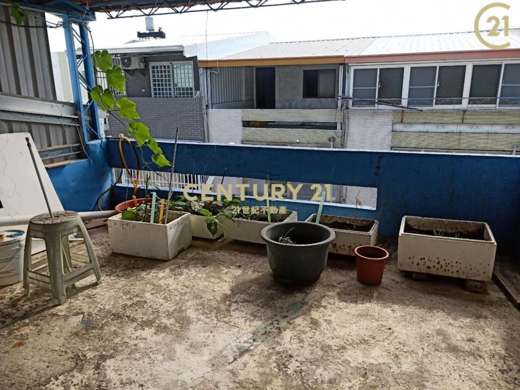 市區溫馨透天-透26