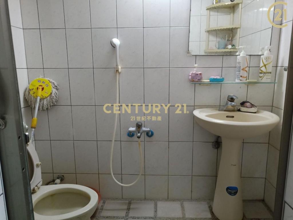 市區溫馨透天-透26