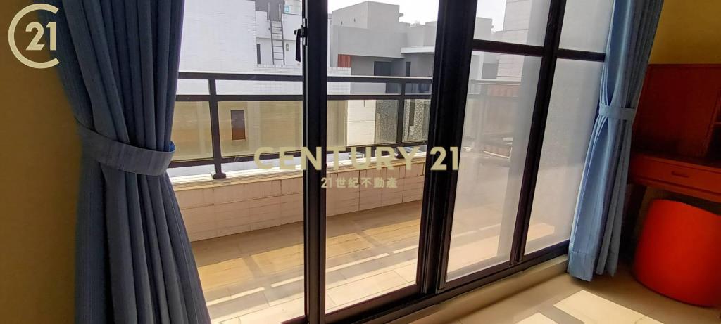 佛心價實贈百萬裝潢家具電近義大質感美墅