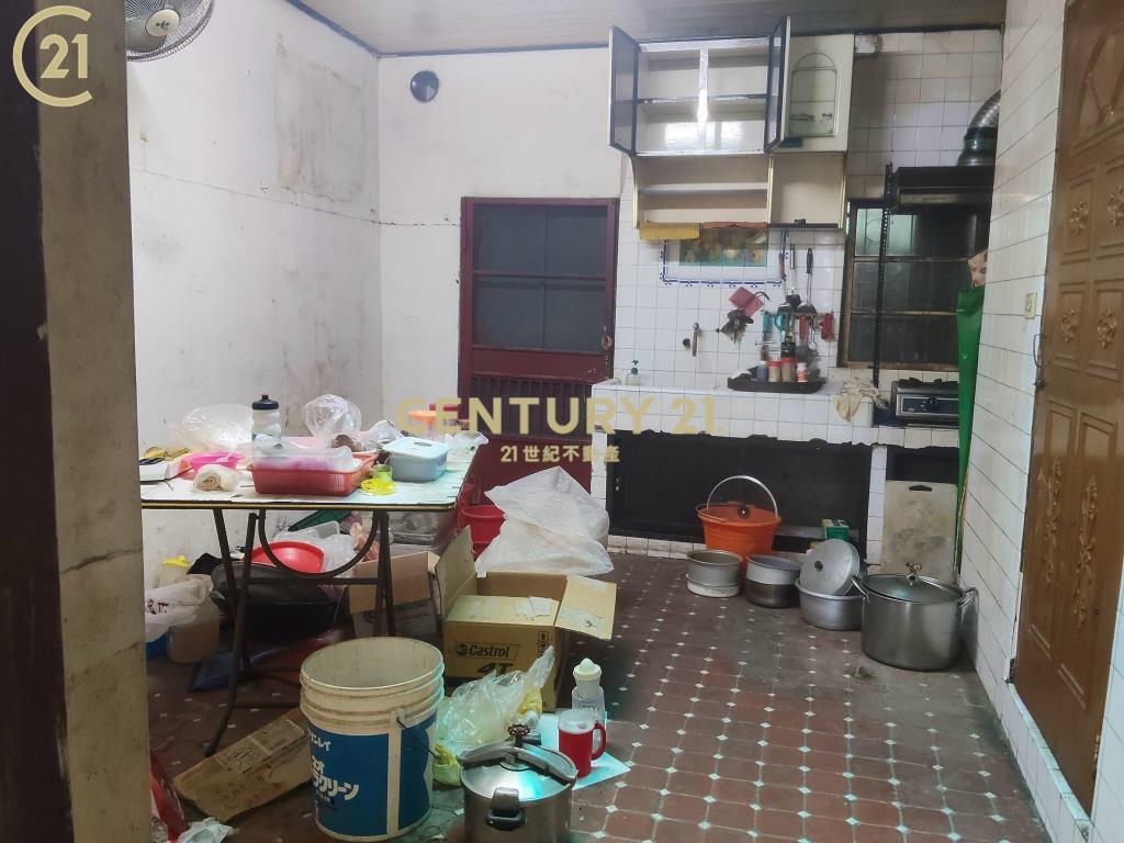 獨家 <新生與四維路口黃金店住> 店64
