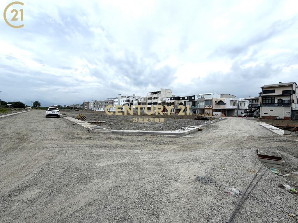 近全聯三角窗美建地-建市62
